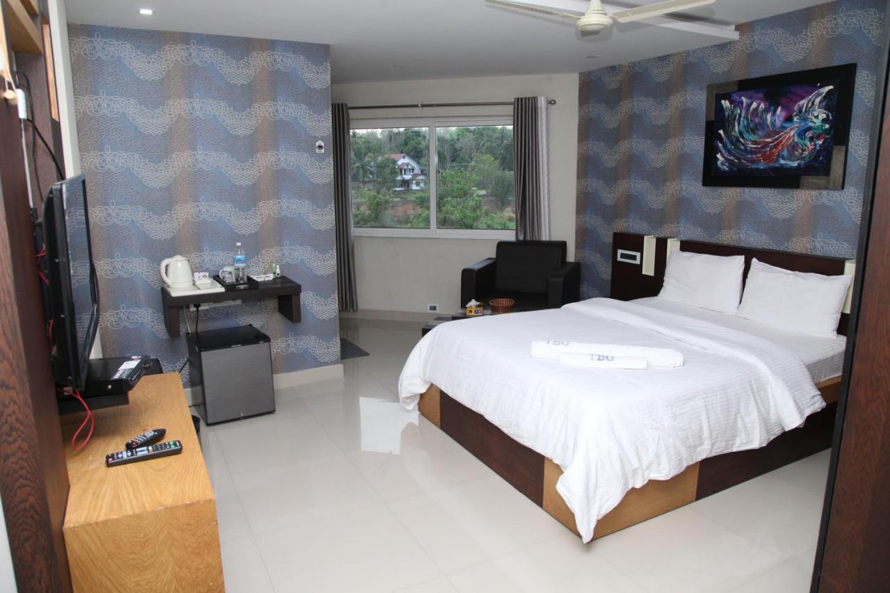 Hotel Alshifa Tbg Residency Perintalmanna Exterior foto